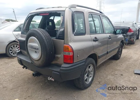2002 Chevrolet Tracker Hard Top Base из США, поврежденный, VIN 2CNBJ13C126936877